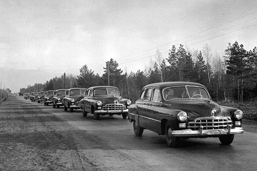 Первый лимузин из Горького: история разработки и судьба ЗИМ ГАЗ-12