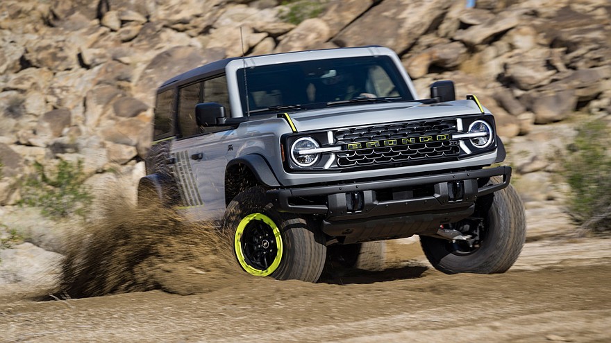 На фото: Ford Bronco RTR
