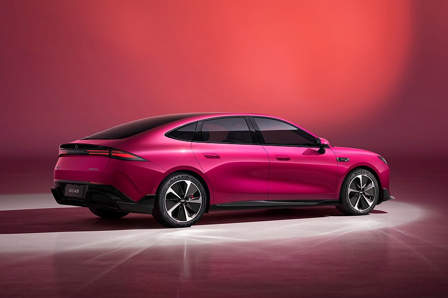 Chery Fulwin A9