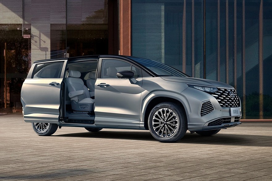 Дореформенный Hyundai Custo
