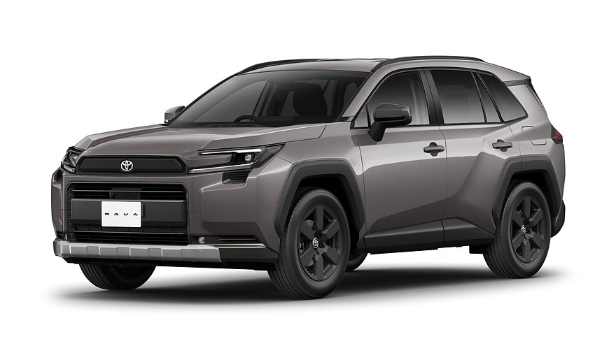 На фото: новый Toyota RAV4 Adventure