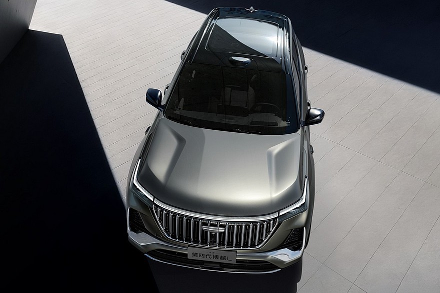Обновленный бензиновый Geely Boyue L