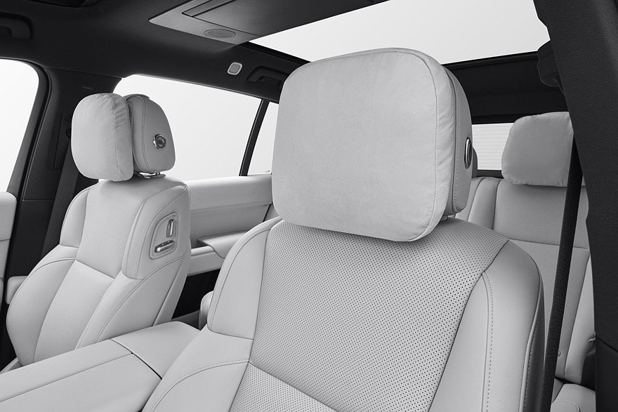 Выбираем кроссовер для дальних поездок: батарея, зарядка и запас хода от 1000 км