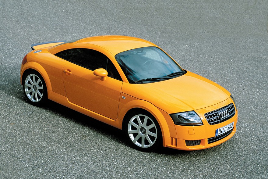 Четыре кольца эгоиста: как появилась Audi TT и как она опозорилась на автобанах