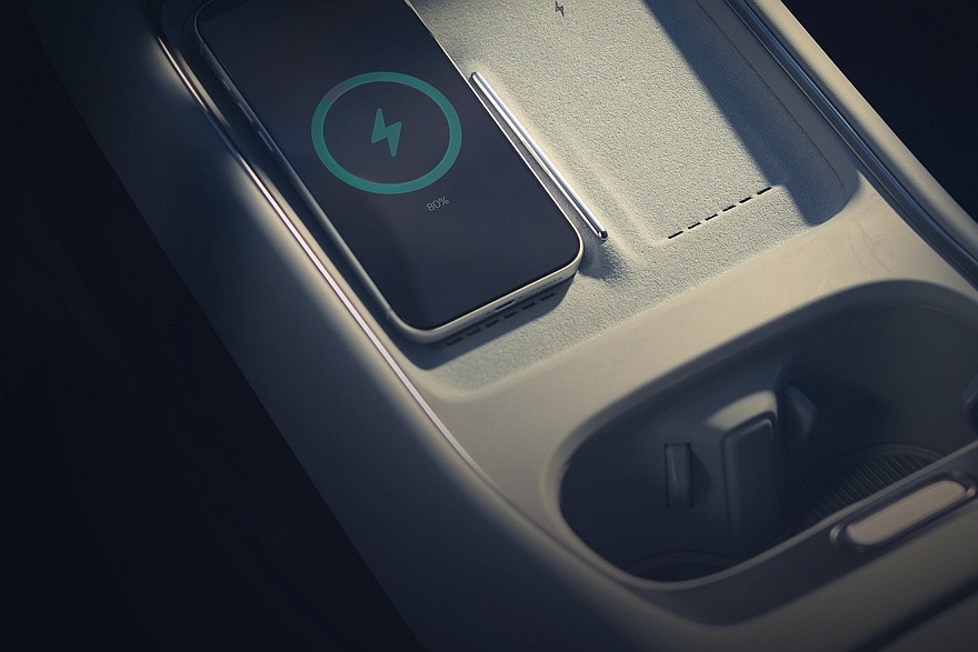 Обновленный Xpeng P7+