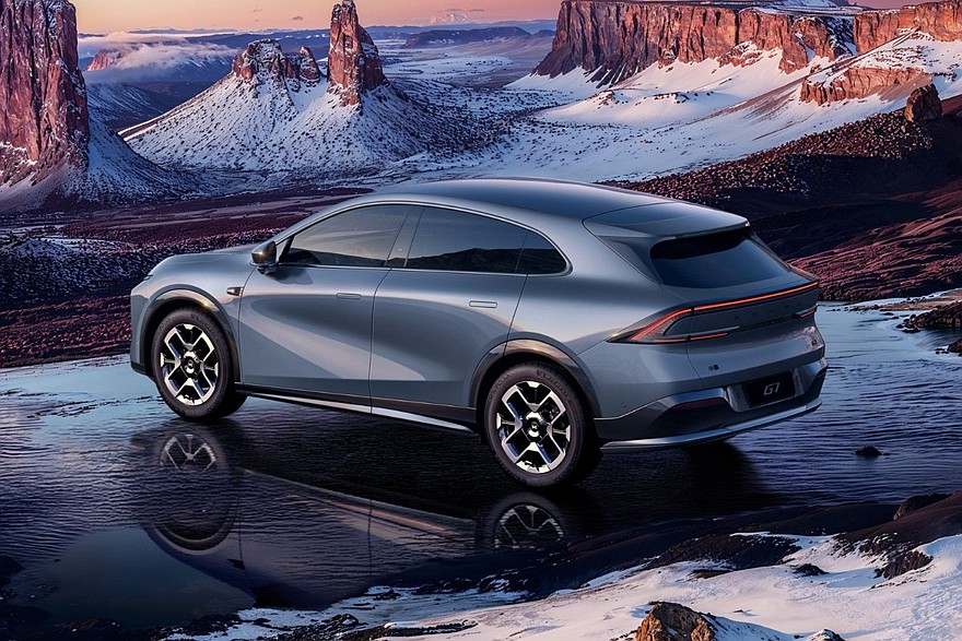Электрический Xpeng G7