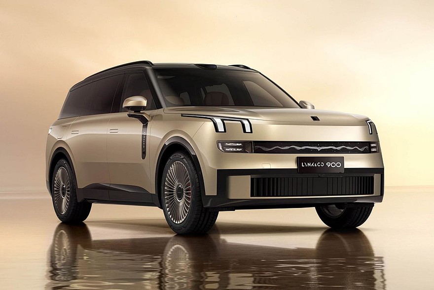 Прежний Lynk & Co 900