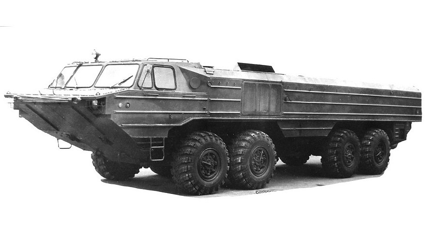 Остроносый прототип шасси БАЗ-6944 с несущим корпусом. 1979 год (из архива 21 НИИЦ)
