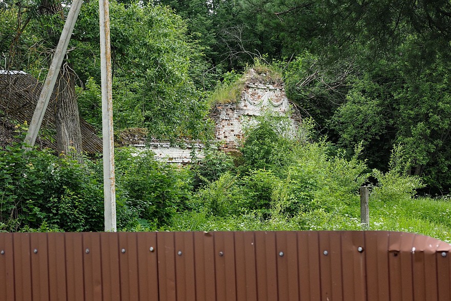 По Волоколамскому шоссе: первая ГЭС, две усадьбы и «штурмгешутц»