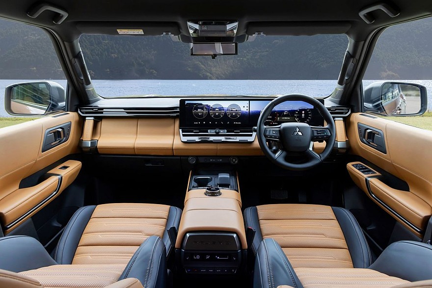 Топовый Mitsubishi Pajero для Японии