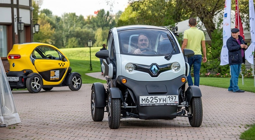 На фото: Renault Twizy