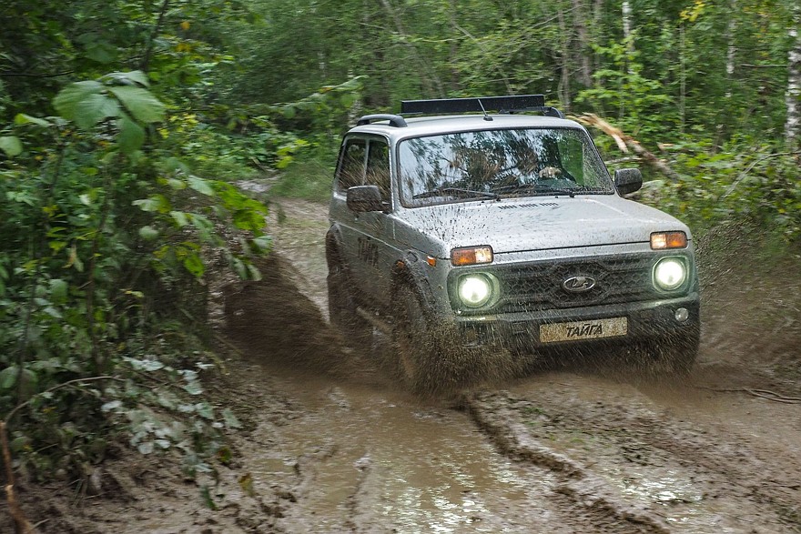 С завода – в грязь: тест-драйв Нива Тайга компании Промтех
