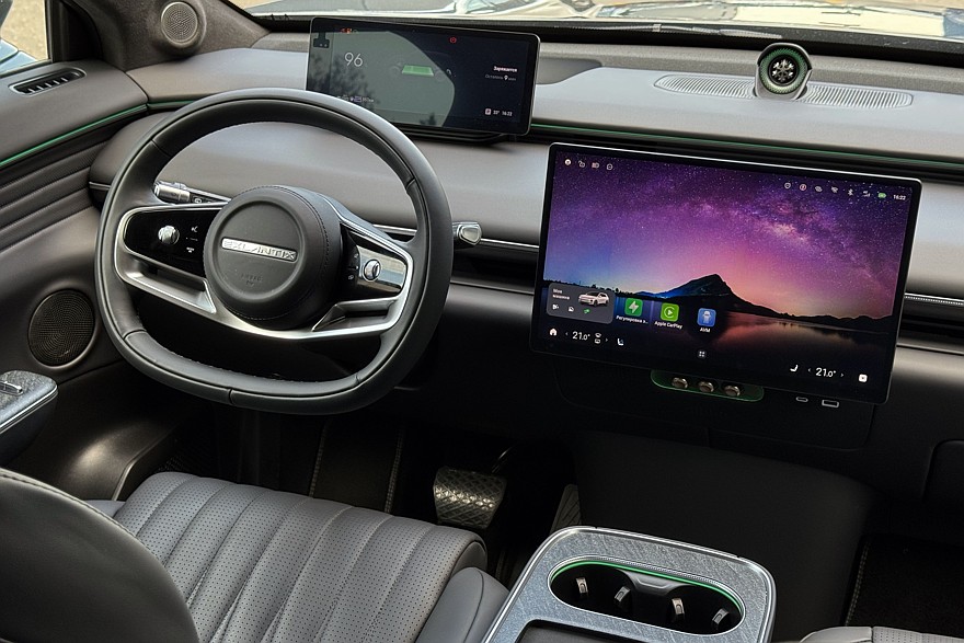 Выбираем кроссовер для дальних поездок: батарея, зарядка и запас хода от 1000 км