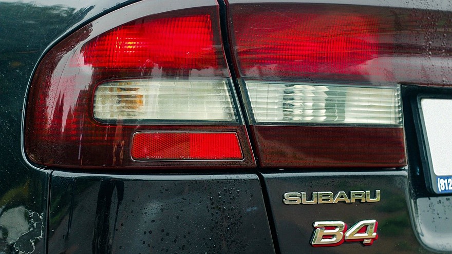 Subaru Legacy фонарь