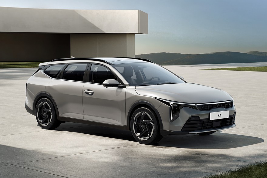 Универсал Kia K4 Sportswagon для Европы