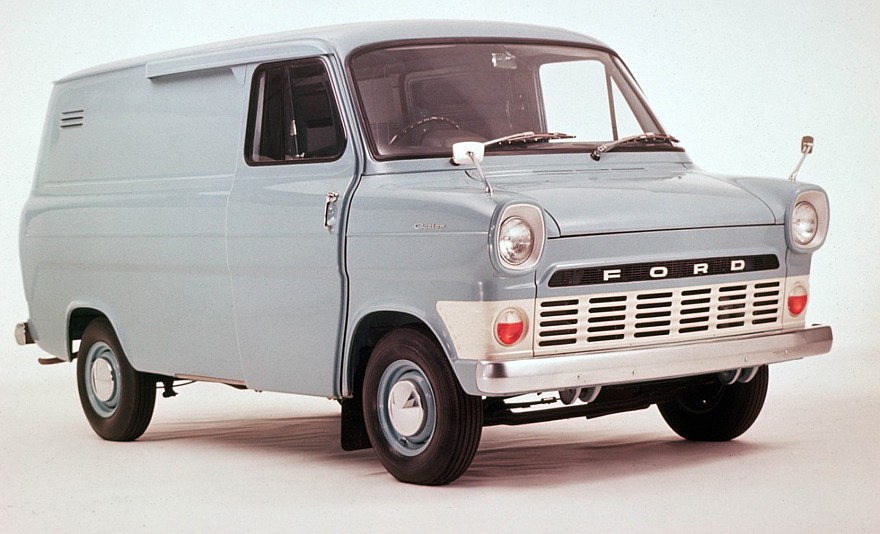 На фото: Ford Transit (1965)