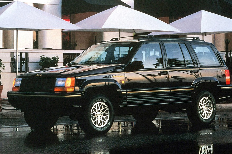 Jeep Grand Cherokee Limited прекрасно выглядел и снаружи, и внутри