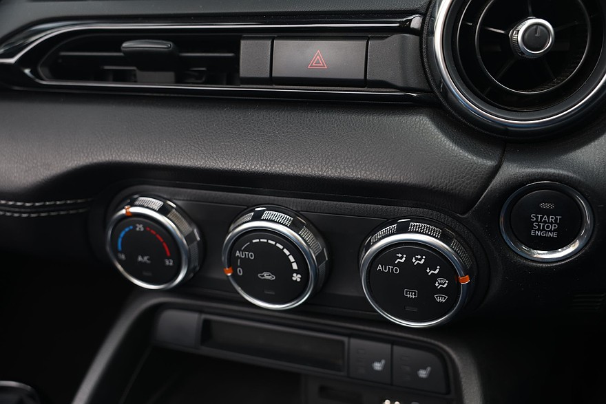 Задний привод, полтора литра и DVD-проигрыватель: опыт владения Mazda Roadster IV (ND)