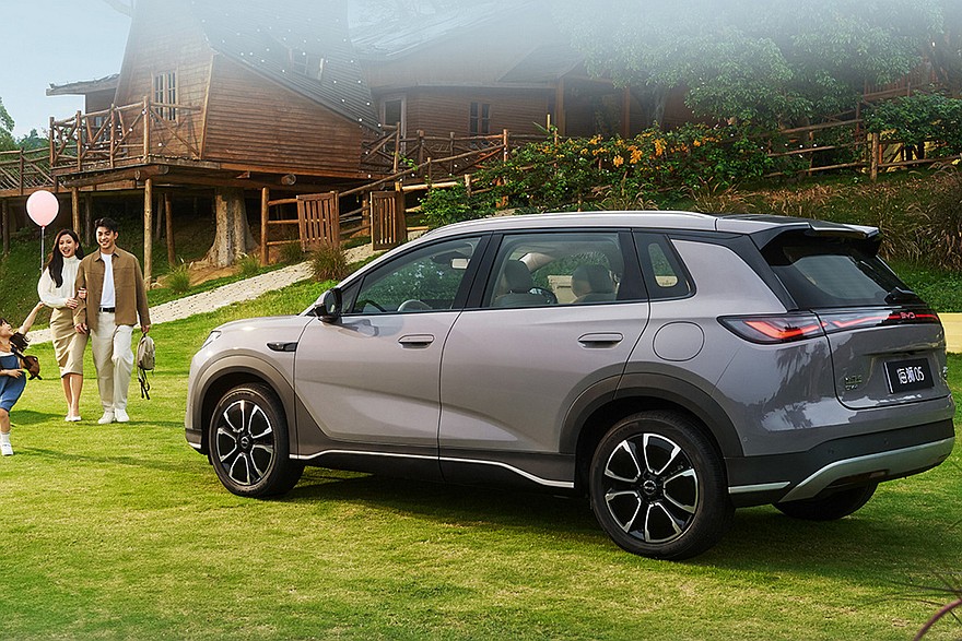 Обновленный BYD Sealion 05