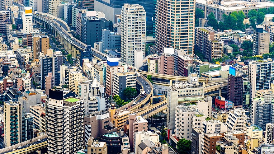 Elevated road interchange in Tokyo city centre