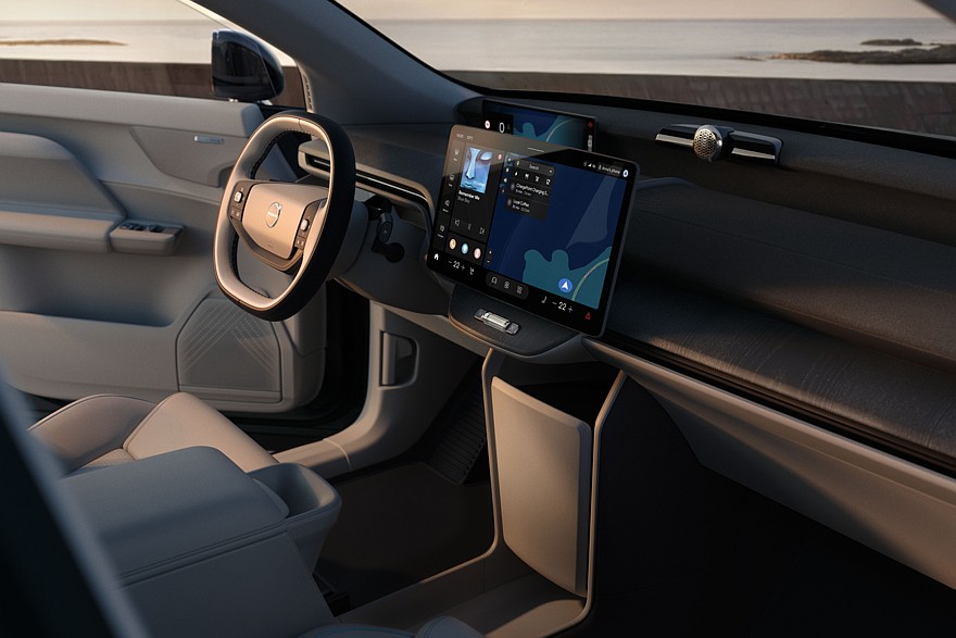 На фото: салон Volvo EX60