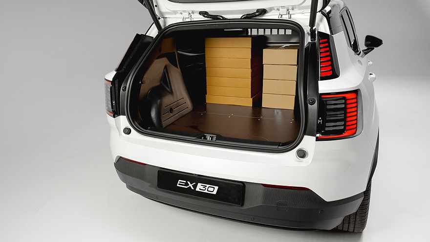 Volvo EX30 превратили в фургон: грузоподъёмность 390 кг и 1000 литров объёма