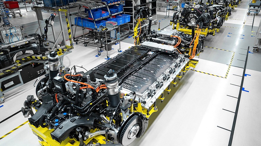 Производство Porsche Cayenne Electric в Братиславе