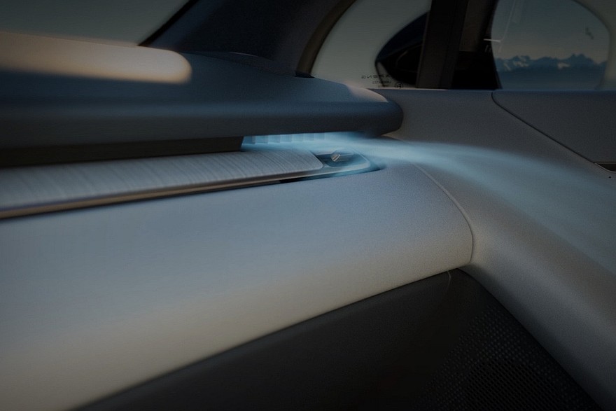 Обновленный Xpeng P7+