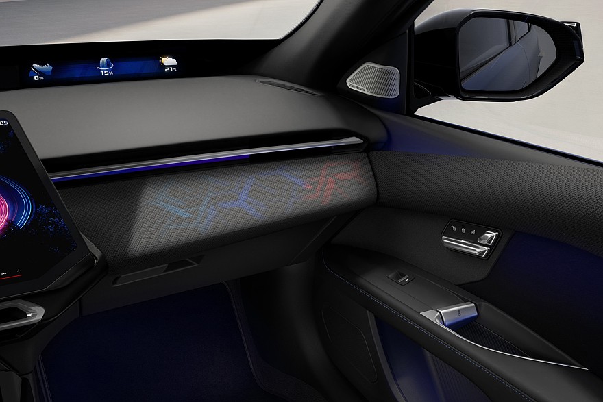 На фото: BMW i3 M60 xDrive