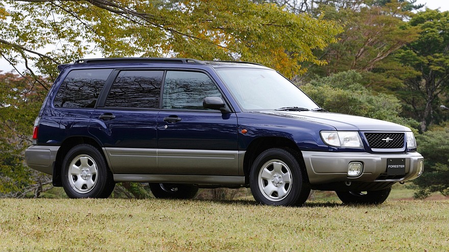 На фото: Subaru Forester (SF) '1997–2000