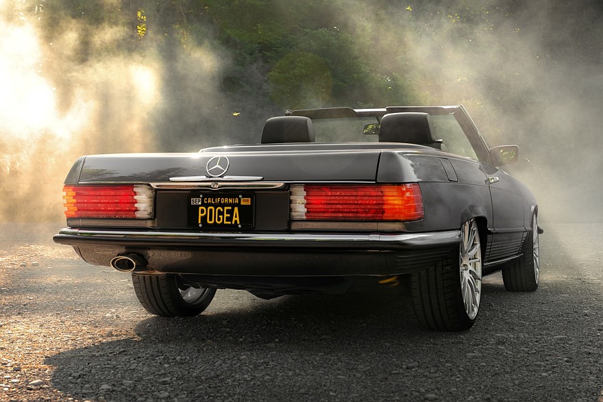 Тюнеры переходят на классику: рестомод от Pogea на базе Mercedes-Benz 450 SL