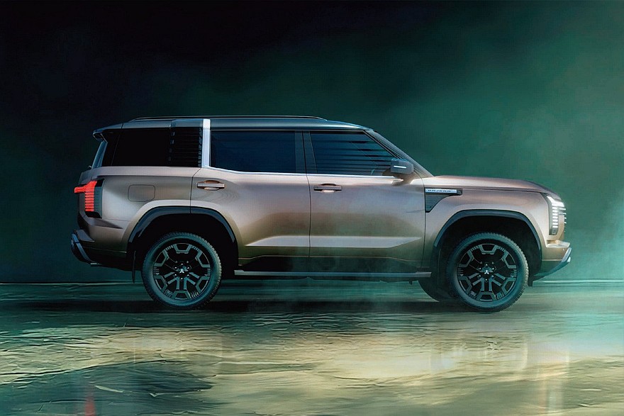 Топовый Mitsubishi Pajero для Японии