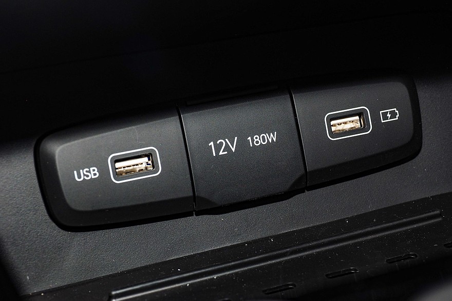 Старый, добрый, дорогой: тест-драйв Solaris HC