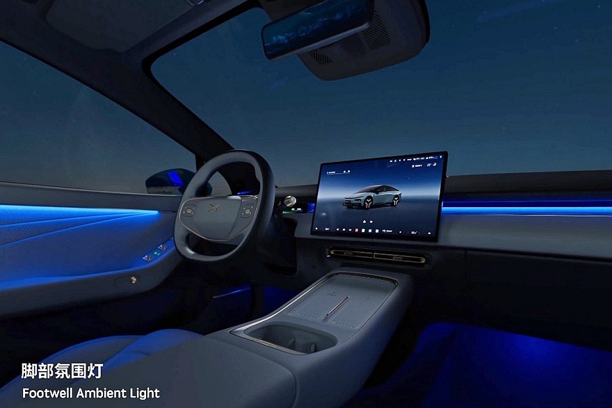 Обновленный Xpeng P7+