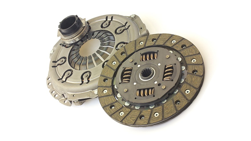 Шипение, рывки и горящий «чек»: почему автомобиль плохо набирает скорость