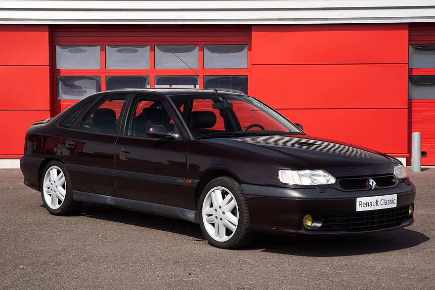 Спорт и бизнес: вспоминаем самые быстрые бизнес-седаны девяностых