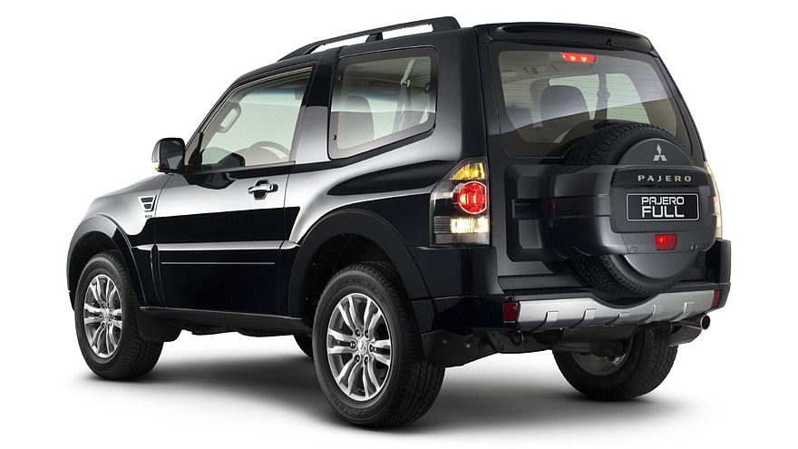 Трёхдверный Mitsubishi Pajero четвёртого поколения