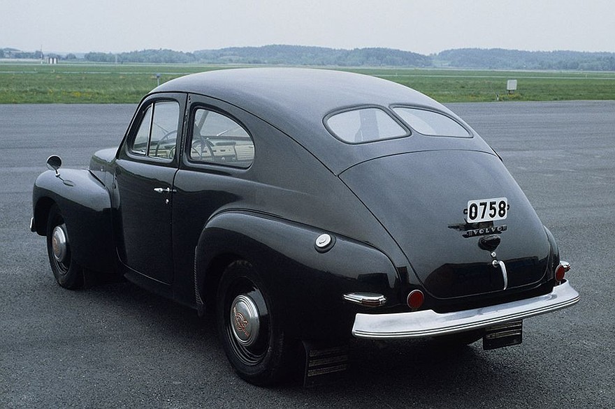 Купе несбывшихся надежд: как появился Volvo C30 и почему он провалился