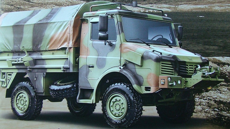 Вариант военного грузовика BMC 185-09B с электрической лебедкой