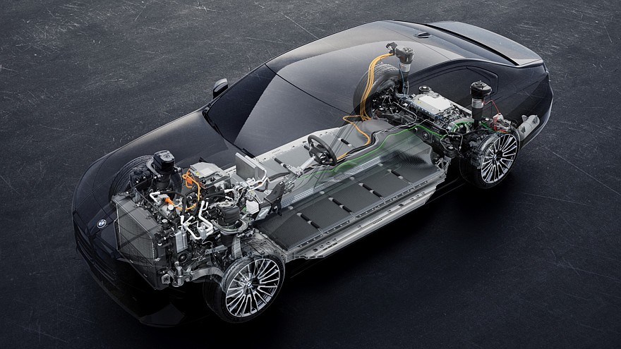 Компоновка электрической, plug-in гибридной и топливной версий