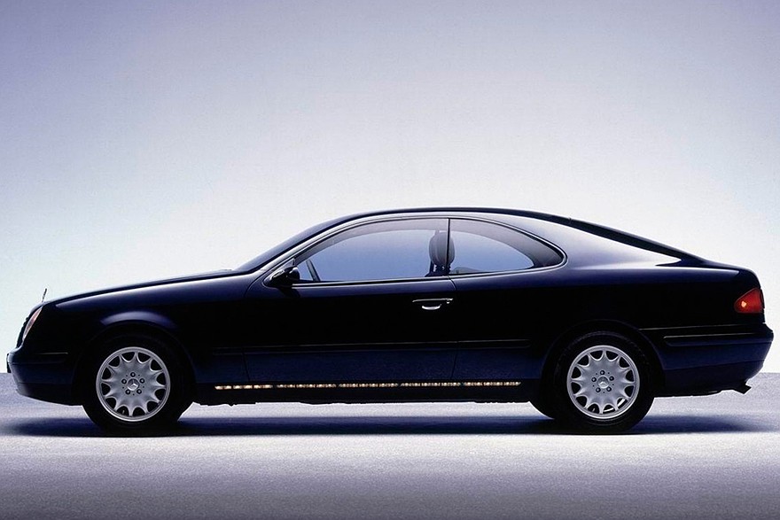 Mercedes-Benz Coupe Studie (1993) выглядел крайне непривычно со всех сторон