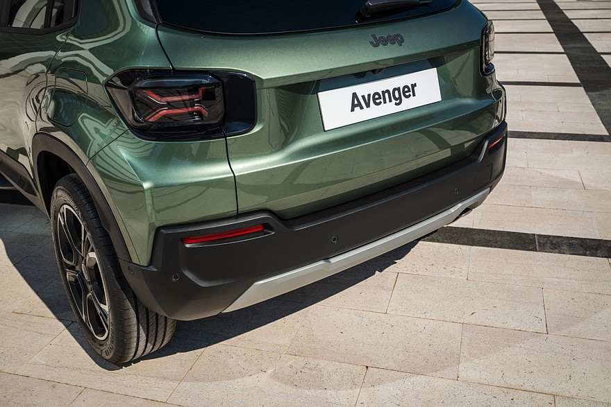 Обновленный Jeep Avenger