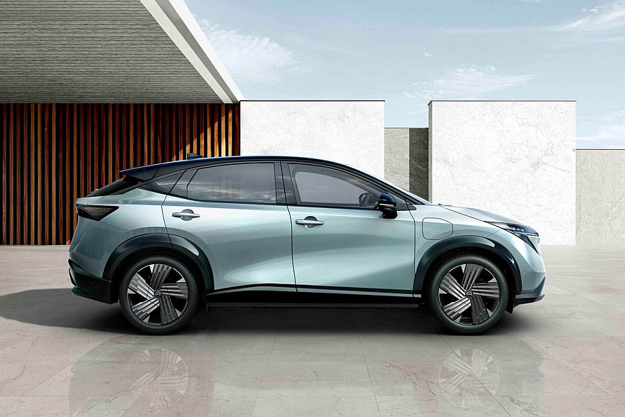 Обновлённый кроссовер Nissan Ariya: теперь и для Европы