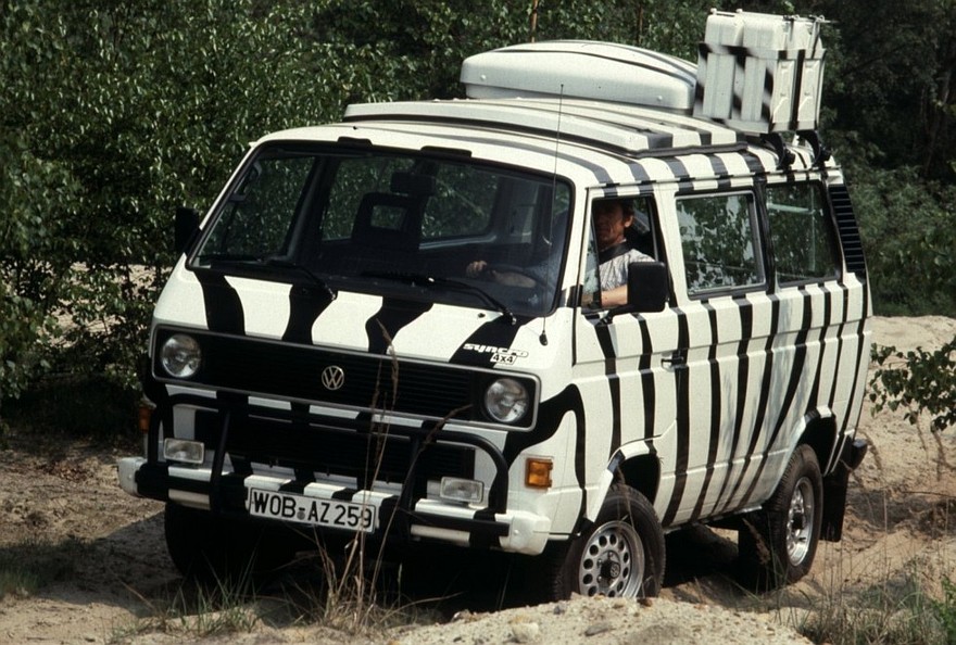 На фото: Volkswagen T3 Transporter Syncro Safari '1985