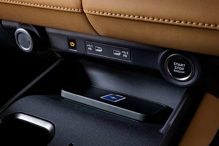 Новый Mitsubishi Pajero для Таиланда, топ-версия Super Exceed