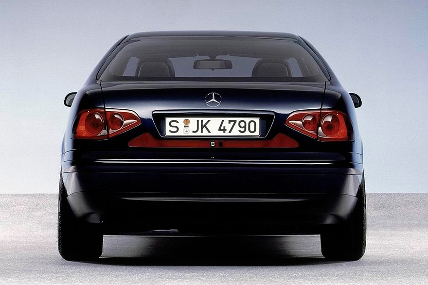 Mercedes-Benz Coupe Studie (1993) выглядел крайне непривычно со всех сторон