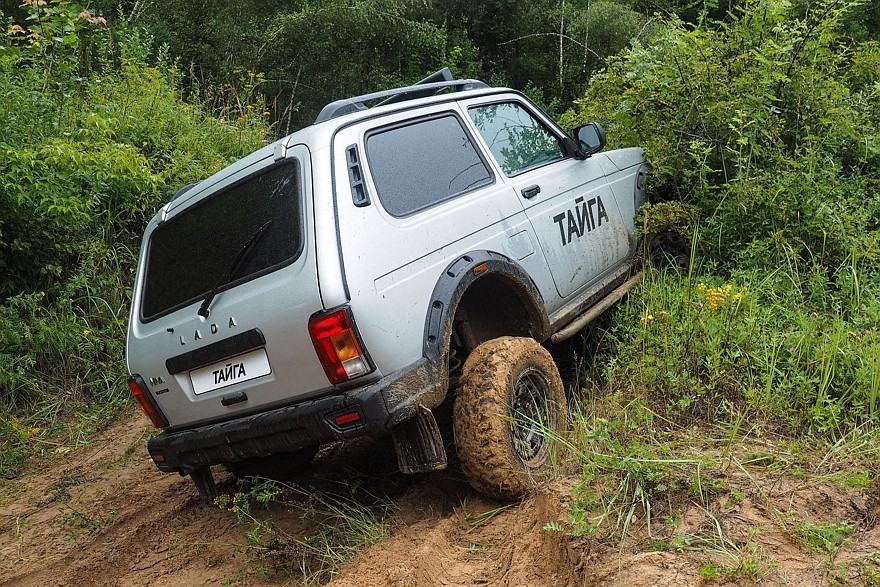 С завода – в грязь: тест-драйв Нива Тайга компании Промтех