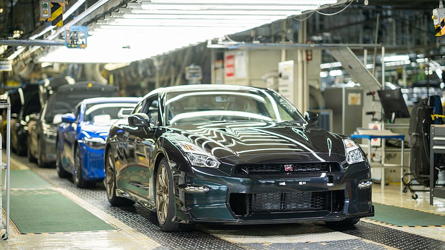 Последний Nissan GT-R поколения R35