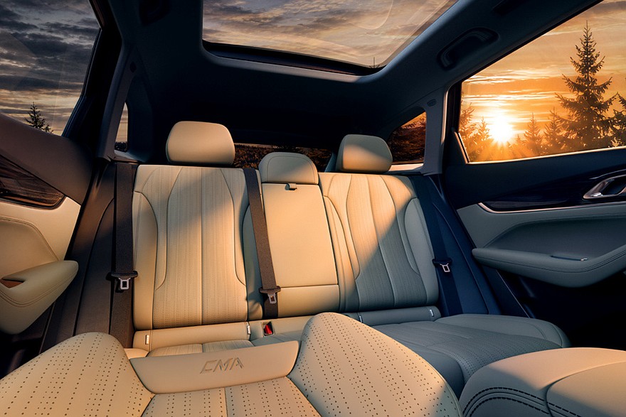 Гибрид Geely Boyue L i-HEV