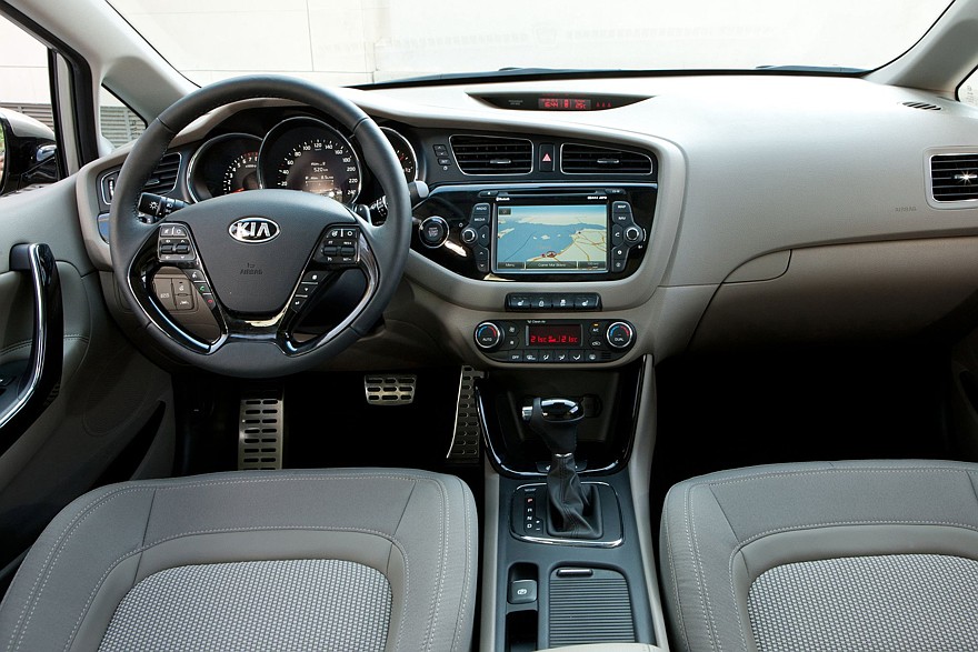 Kia cee’d_SW ’2012–2015